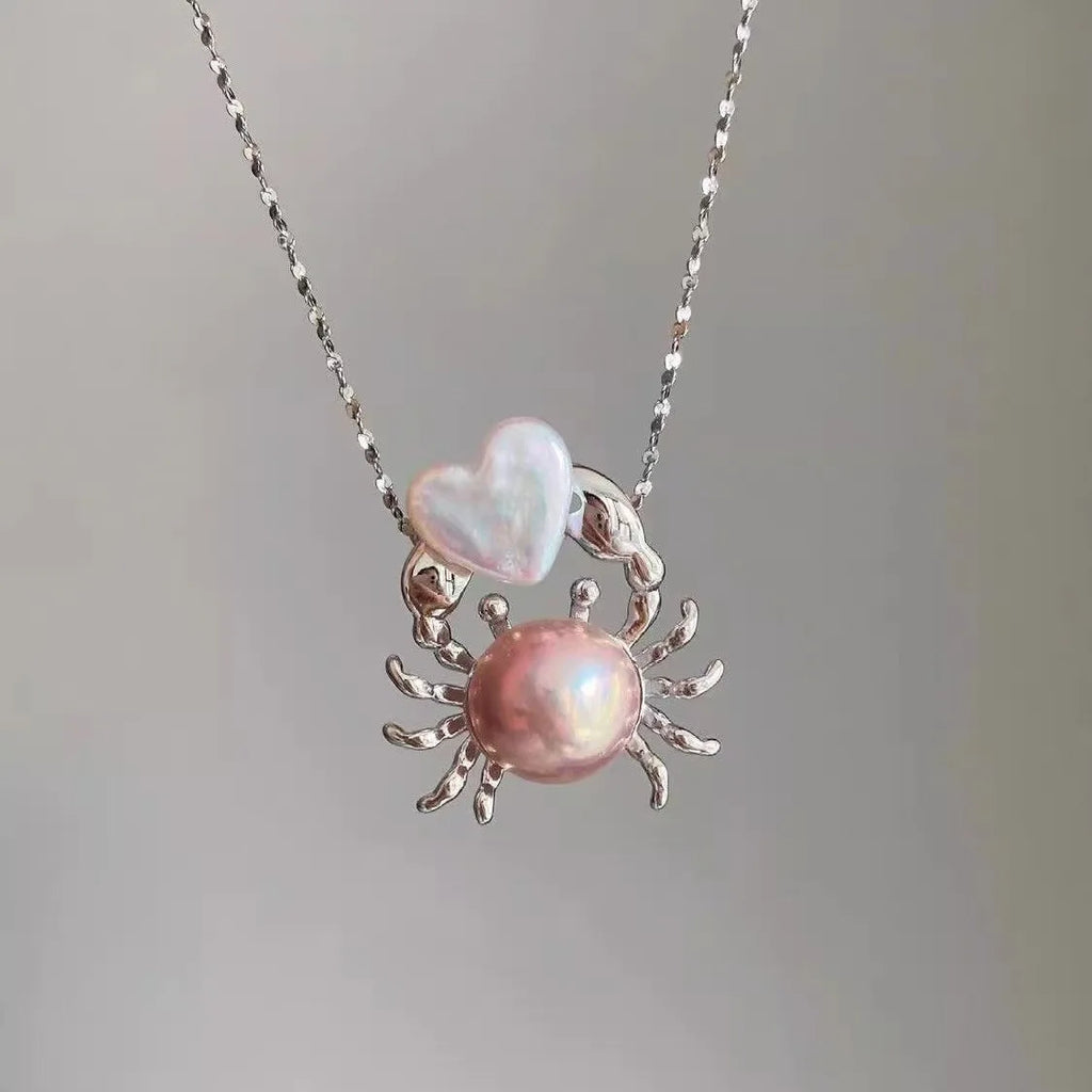 Pearl Crab Pendant Necklace – Elegant Choker for Women